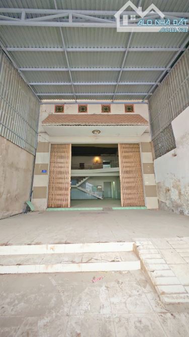 Ngân Hàng Thanh Lý Nhà 1 Trệt 1 Lầu 192.4m² Mặt Tiền Thoại Ngọc Hầu, Long Xuyên An Giang - 2