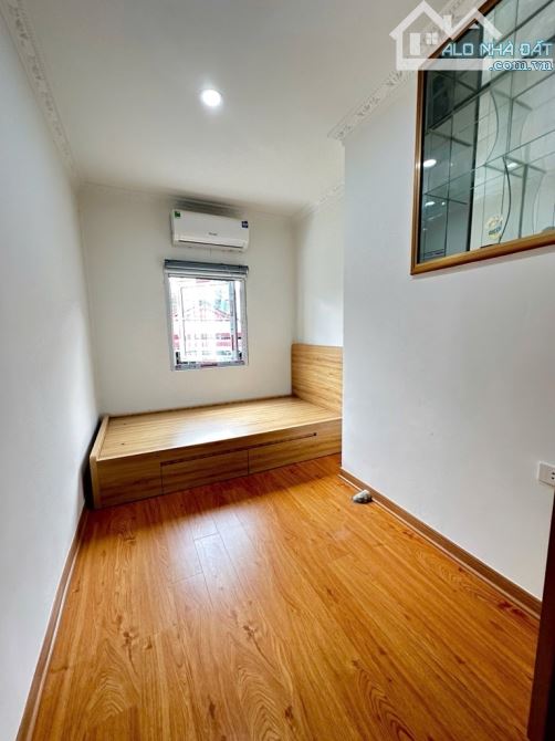 Bán tập thể thành công sử dụng 120m2,3 ngủ 2vs trung tâm Đống Đa-Ba Đình giá 4,4 tỷ(có TL) - 2