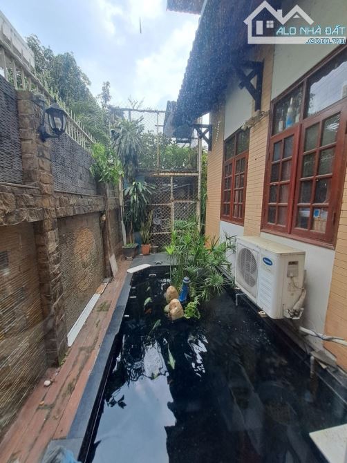 Biệt Thự Ven Sông Quốc Lộ 13 Hiệp Bình Chánh 15x19=300m2 Giá 23.5 TỶ - 2