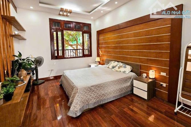 ☘️Bán Lô góc Ngọc Khánh - Nguyễn Công Hoan: 50m x 5 T, ô tô, gần Đài THVN, an sinh cực tốt - 2