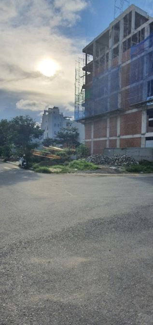 Chỉ 3x TỶ: ĐẤT BIỂN 2 MẶT TIỀN ngay NGÃ TƯ - GẦN sát HỒ XUÂN HƯƠNG - ĐÀ NẴNG, 183m² =11,2 - 2