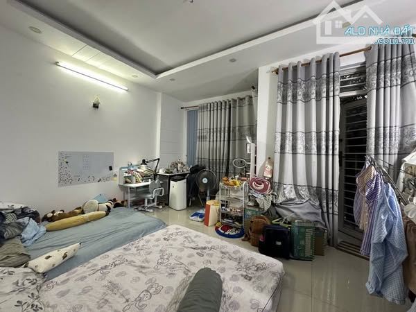 NHÀ ĐẸP THỐNG THẤT - 42M2 - CHỈ 5.X TỶ XE HƠI TẬN CỬA - GÒ VẤP . - 2
