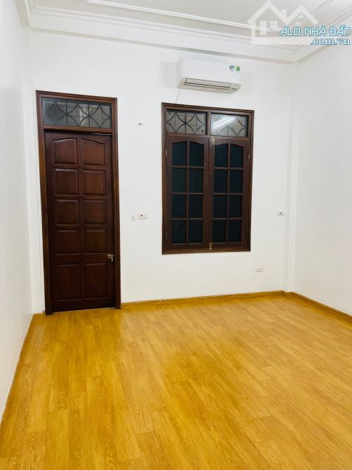 TRUNG TÂM TÔ HIỆU - HÀ ĐÔNG- DÂN XÂY CHẮC CHẮN, ĐẸP- SANG TRỌNG.  50m² - Nhỉnh 9 tỷ - 2