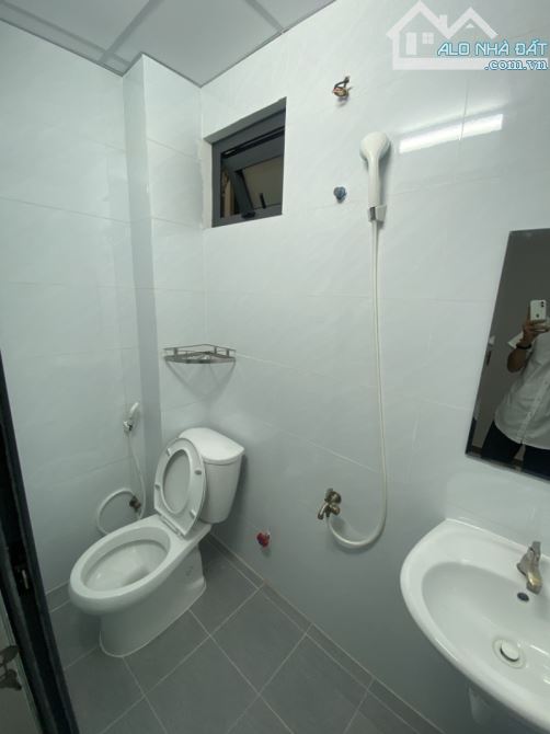 CỰC NÓNG - LINH XUÂN - HẺM KIA - 144m2 - 8P CHO THUÊ DÒNG TIỀN 30tr/tháng CHỈ 6.2 TỶ TL - 2