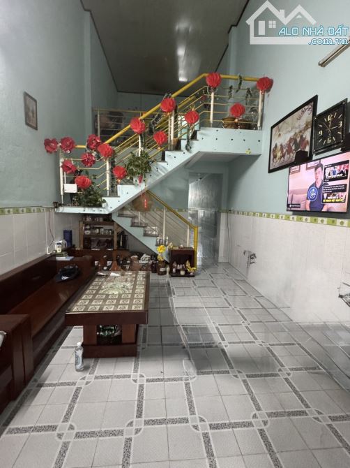 chủ cần bán nhanh căn nhà 2 tầng đường Ngô Quyền. Sơn trà - 2