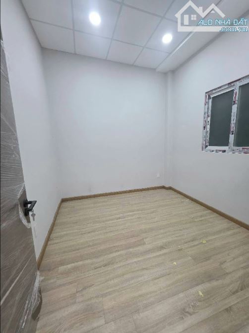 Bán nhà Nguyễn Quý Yêm 53m2 2 tầng ở ngay nhỉnh 5 tỷ nhỏ - 2