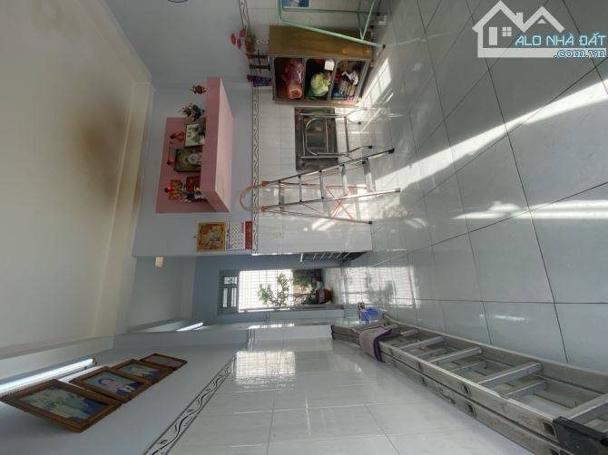 BÁN NHÀ 3 TẦNG – MẶT TIỀN ĐƯỜNG BÙI MINH TRỰC, Q8   + Diện tích: 4 x 13m – Nhà 3 tầng BTCT - 2