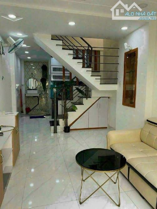 BÁN NHÀ 3 TẦNG - 32M2 - 3PN - LÊ ĐỨC THỌ GÒ VẤP - 3.85 TỶ THƯƠNG LƯỢNG - 2