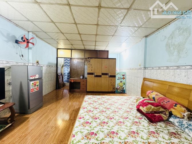 HÀNG HIẾM KHUÔNG VIỆT Q.TÂN PHÚ - HẺM XE HƠI THÔNG  - 74M2- KHU DÂN TRÍ CAO , YÊN TĨNH - 2