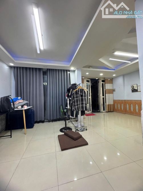BÁN NHÀ TRƯƠNG THỊ HOA Q12 - 2 TẦNG 71M2 ( 6M X 12M ) - HẺM XE HƠI - 5.34 TỶ. - 2