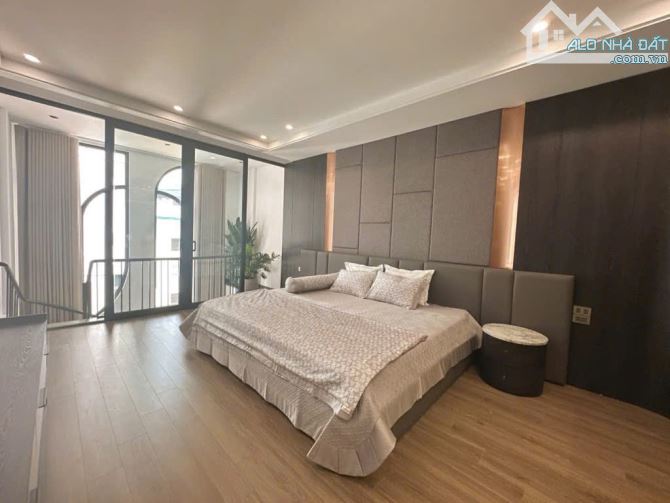 NHÀ MỚI KÍNH KOONG, 5 TẦNG x 65M2 Ô TÔ THANG MÁY, NHƯ RESORT 5 SAO GIỮA PHỐ - 2