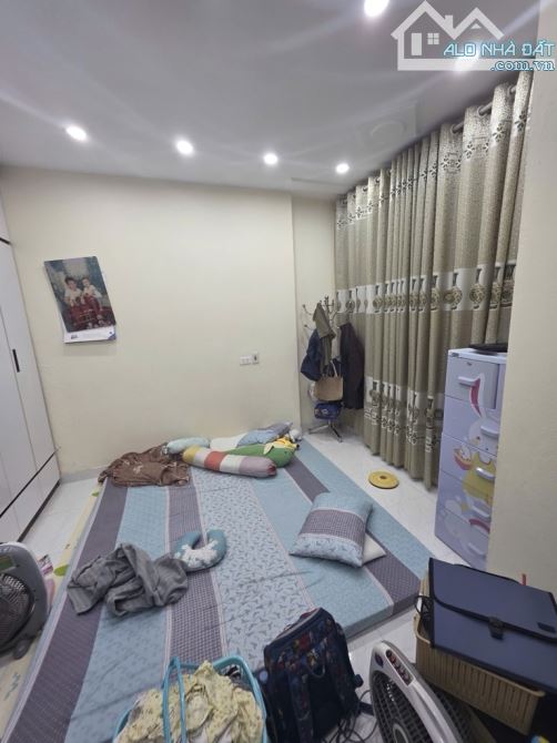 Hiếm! Quan Hoa - 28m2 - 3 tầng - Ngõ thông - Gần phố - Nhà đẹp ở ngay - 2