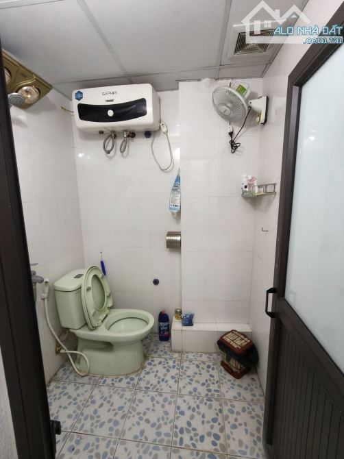 Bán nhà mặt phố Văn Chương, DT 43m, 5 tầng, MT 3.4m, giá 13 tỷ.