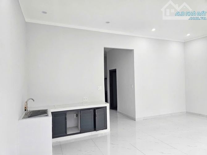 Bán Nhà Cấp 4 gần Cơ Sở 5 Đại học Lạc Hồng - mặt tiền kinh doanh 2 oto né nhau thông thoán - 3