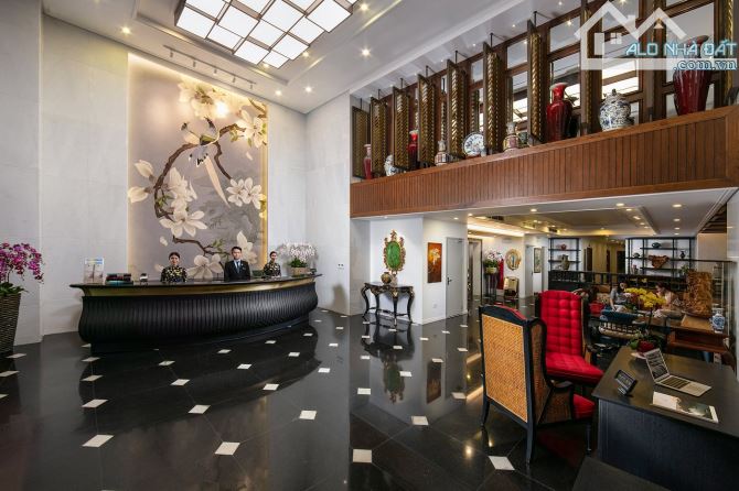 Lãi 875 tỷ -Bán Nhà mặt phố Hàng Bông, 200m ra Hồ Gươm - 430m2 Mặt tiền 14.5m, Giá 257 tỷ