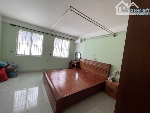 Bán nhà nguyên căn 3 tầng khu Đông Nam Thuỷ An - 3