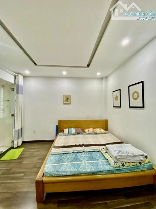 NHÀ 2 TẦNG 4PN CÓ PN DƯỚI ĐƯỜNG HUY CẬN KHUÊ TRUNG ĐÀ NẴNG. - 3