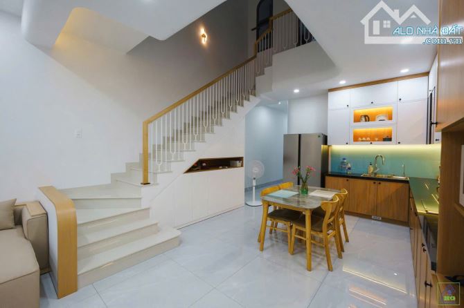 bán nhà 2 lầu giá 1ty900 ngay trường lái Bửu Long Biên Hòa shr thổ cư đường 7m xe hơi - 3