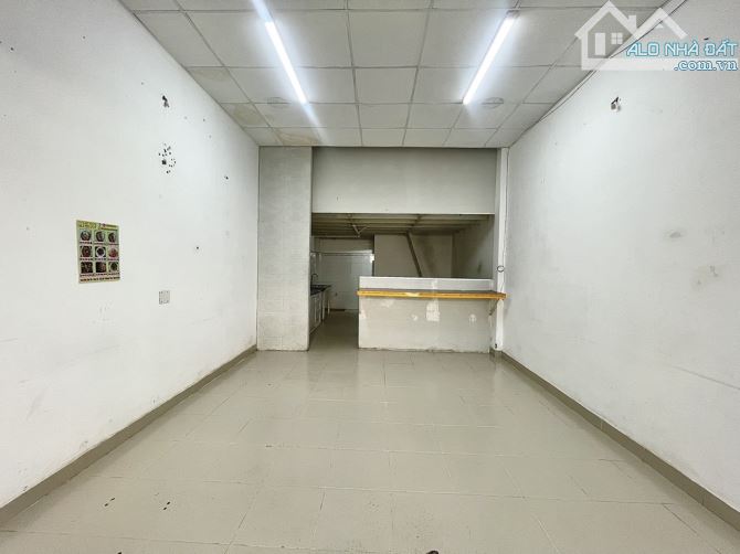 MẶT TIỀN GUYỄN LÂM - P3 BÌNH THẠNH - KHU VẠN KIẾP PHAN XÍCH LONG - MẶT TIỀN ĐƯỜNG 8M - XE - 3