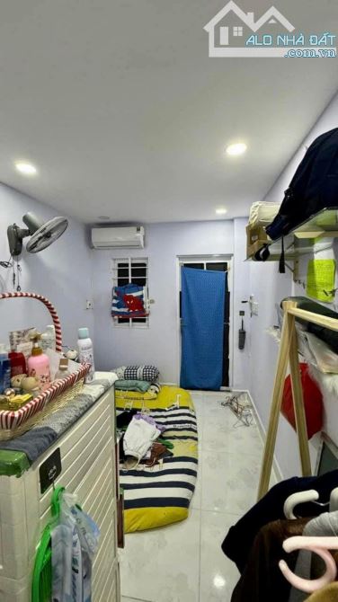 Bán nhà giáp Tên Lửa 11 m2, nhỉnh 1 tỷ - 3