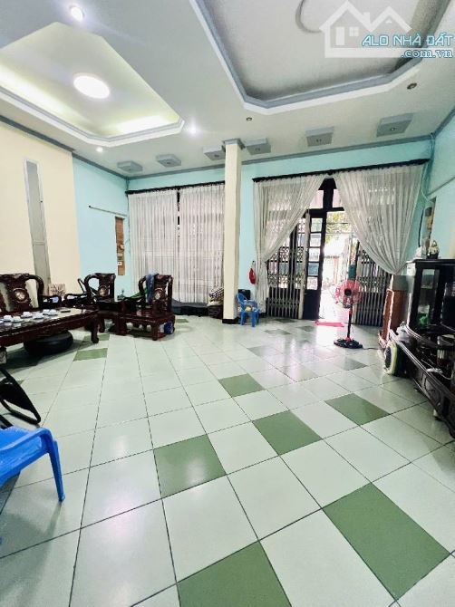 Bán Nhà Đường Lê Niệm Tân Bình, Ngang 8M 144M2 5 tầng, giá 20,5Tỷ,TL - 3