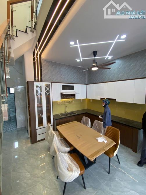 Trả trước 300 triệu có ngay nhà 2 lầu tại Cần Đước - Long An - 3