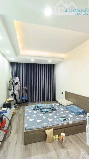 🏡 TƯ ĐÌNH, ÔTÔ ĐỖ CỬA, 36m2 x5Tầng - Nhỉnh 8T MẶT NGÕ THÔNG - ĐÓN CẦU TRẦN HƯNG ĐẠO - 3