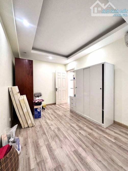 Căn hộ Viện chiến lược BCA - 5 Tú Mỡ - 136m2 - 3N2VS - Tầng cao - Sổ đỏ chính chủ - 3