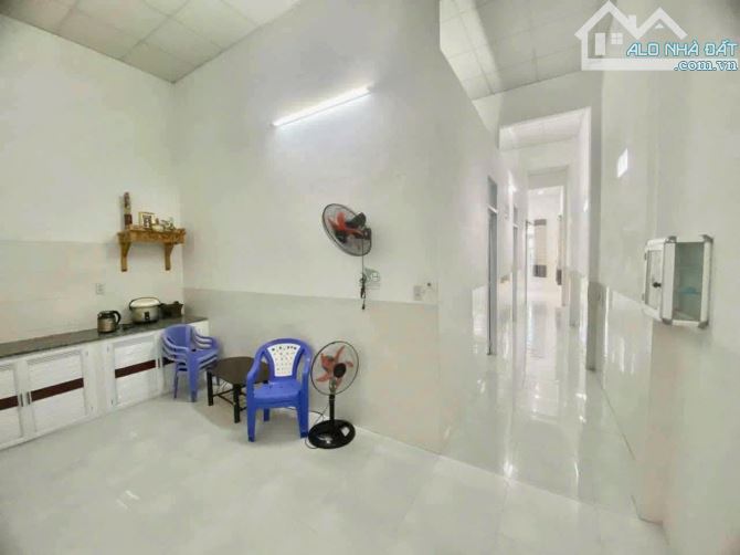 NHÀ HẺM NGUYỄN CHÍCH, GẦN CHUNG CƯ BÌNH PHÚ GIÁ SIÊU TỐT 106M2 CHỈ 3.2 TỶ - 3