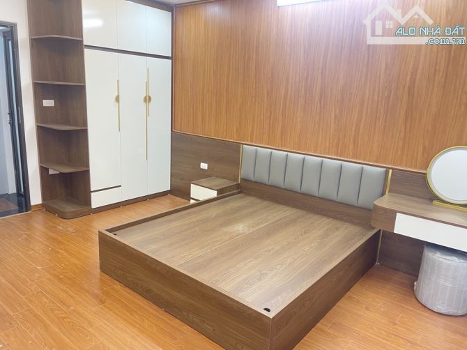 BỒ ĐỀ -LONG BIÊN 31m2 x 5 TẦNG Ô TÔ ĐỖ CỔNG NHÀ MỚI NỘI THẤT ĐẦY ĐỦ Ở NGAY GIÁ 5 TỶ XÍU - 3