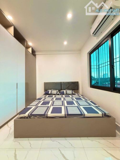 Bán nhà tập thể Nghĩa Tân Cầu Giấy nhà đẹp long lanh, khách chỉ việc ở 80m2 chỉ 3.95 tỷ TL - 3