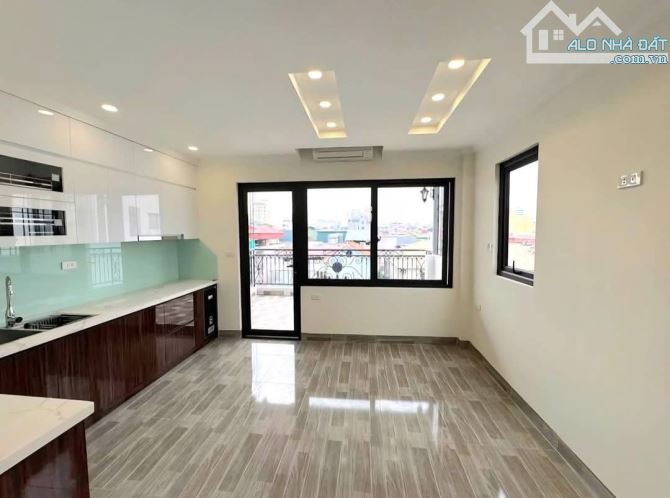 10 ra cổ nhuế - nhà 34m2 6 tầng - ngõ ô tô - có thang máy - giá 7,83 tỷ - 3