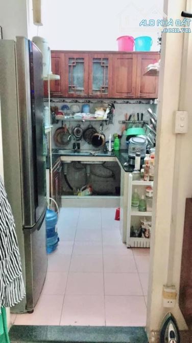 HXH THÔNG LẠC LONG QUÂN - 60M2 - 2 TẦNG - NGANG CHUẨN 4.8M - GIÁ 6.X TỶ - 3