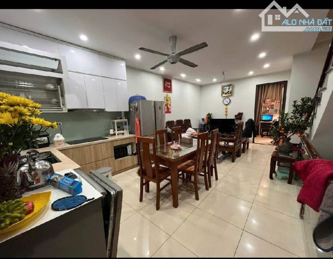 Bán nhà phố Trạm- Chủ tự xây- Sổ gửi ngân hàng, giá rẻ, gần Aeon Long Biên - 3