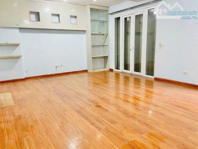 CHÍNH CHỦ CHO THUÊ NHÀ TẠI KĐT MỸ ĐÌNH - VIEW CÔNG VIÊN. 125m2 x 4T - GIÁ 40TRIỆU/THÁNG - 3