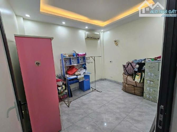 BÁN NHÀ PHỐ THẠCH BÀN LONG BIÊN 5.3 TỶ 5 TẦNG 38M MT 4,2m Ô TÔ KINH DOANH SÁT TRƯỜNG CẤP 3 - 3