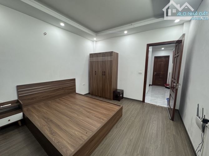 GIÁ TỐT NHÀ GIÁO SƯ ĐẠI MỖ 43 m2 x 5t Ô TÔ-KINH DOANH- 7,1 tỷ - 3