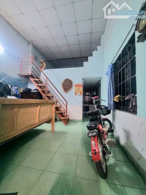 Bán nhà VƯỜN 146m2 Ngang 9M,SHR,đường xe hơi phà phà,gần ngã 3 Ông Xã - 3