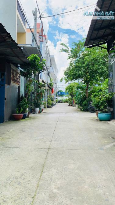 Nhà phố 4x15m, đường 7m, Lâm Thi Hố Q12 - 3