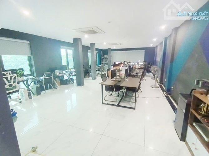 Cho thuê nhà đường 19/5 Văn Quán. DT 88m2, 7 tầng, ĐH âm trần, thang máy - 3