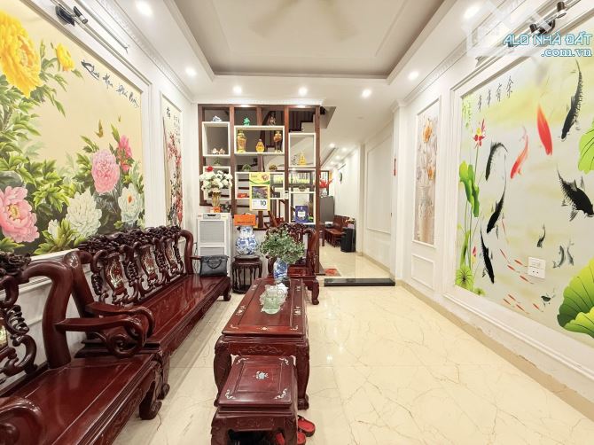 BÁN NHÀ NGUYỄN KHÁNH TOÀN - TRUNG TÂM CẦU GIẤY - 20M RA MẶT PHỐ - NGÕ THÔNG TỨ TUNG. - 3