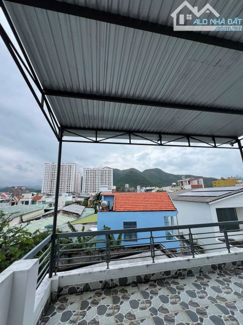 💥NHÀ 3 TẦNG HẺM Ô TÔ GẦN MAI XUÂN THƯỞNG - GẦN BIỂN  - Dt: 45m2 (ngang 5x9) , hướng Bắc - - 3