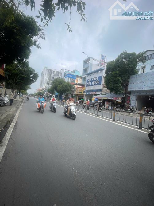 NHÀ NGUYÊN CĂN HÒA BÌNH , 3,5M X 20M , 1 TRỆT 1 LẦU , NHÀ MỚI ĐẸP 99% - 3