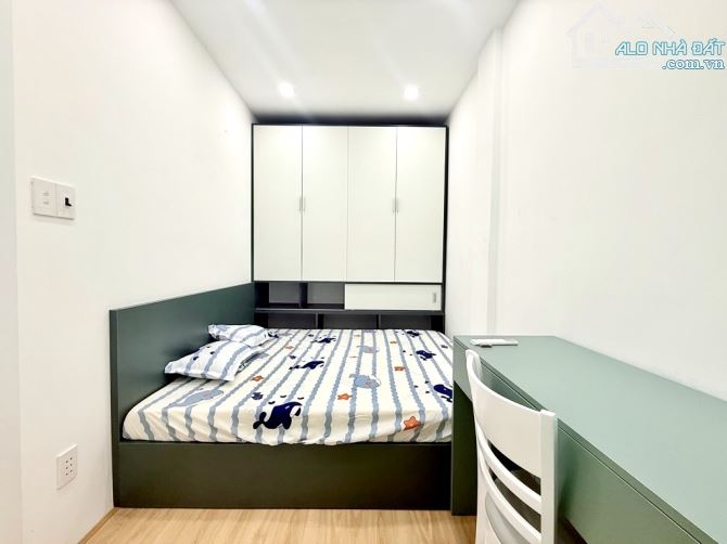 Hơn 2 Tỷ có Sổ Hộ Khẩu Trung Tâm SG - 43m2  - Full Nội Thất - 3