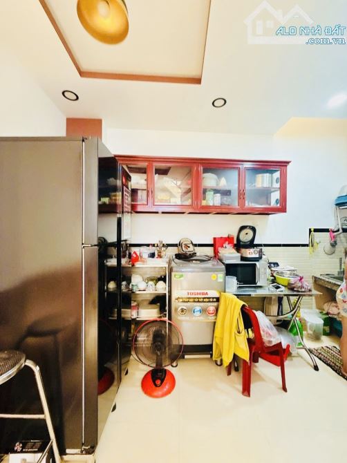 CHÍNH CHỦ CẦN BÁN CĂN NHÀ 2 TẦNG CÁCH XE HƠI 60M KHU VỰC HIẾM NHÀ BÁN GIÁ ĐẤT TẶNG NGUYÊN - 3
