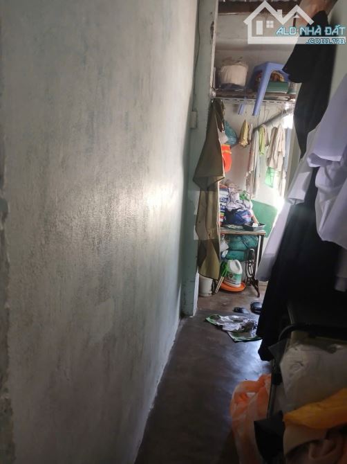 🎉🎉 🏠 NHÀ 2 TẦNG SÁT MT NGUYỄN HOÀNG - CÁCH MẶT TIỀN CHỈ 1 CÁI NHÀ. - 3