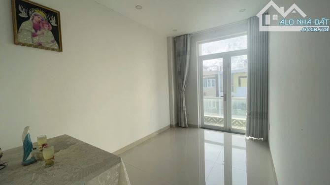 nhà 3 tầng ngay khu đô thị vĩnh điềm trung,đường P1, ngang 6m, giá tốt chỉ 7,5 tỉ - 3