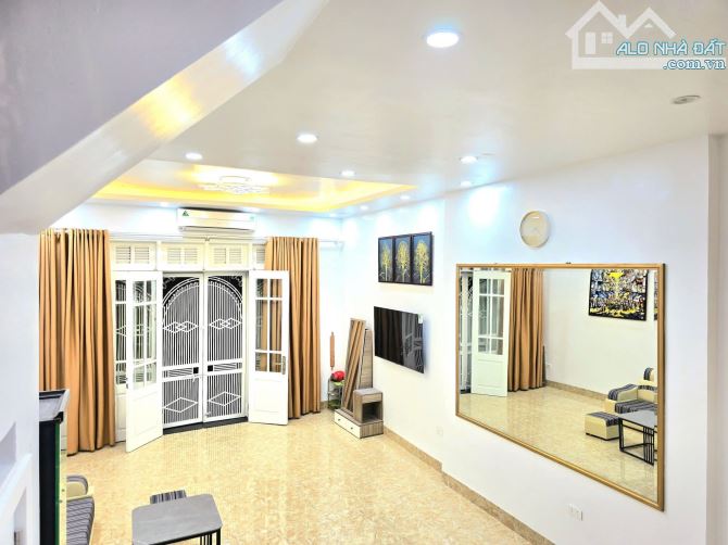 BÁN NHÀ ĐƯỜNG LÁNG ĐỐNG ĐA 45m 6Tầng Mt 5m GIÁ 13 TỶ THANG MÁY NGÕ THÔNG KINH DOANH. - 3