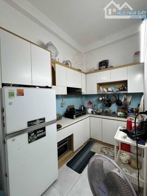 Bán nhà hẻm xe hơi, 1 trệt 1 lầu, 4pn 3wc, 70m2, sổ hồng riêng hoàn công đủ, Phường 5 Q8 - 3