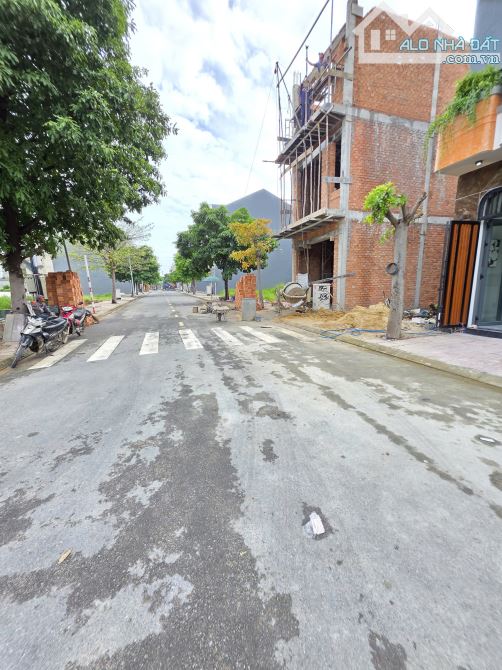 Bán nhà mới 1T2L 4.5x15m hoàn công, đường D1 KDC Lê Phong Bình Chuẩn 2, full nội thất - 3